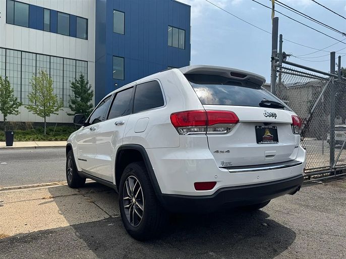Vehicle view 15