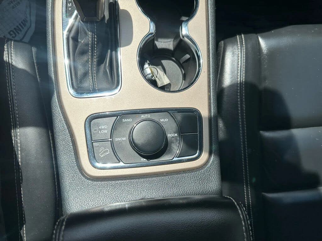 Vehicle view 19