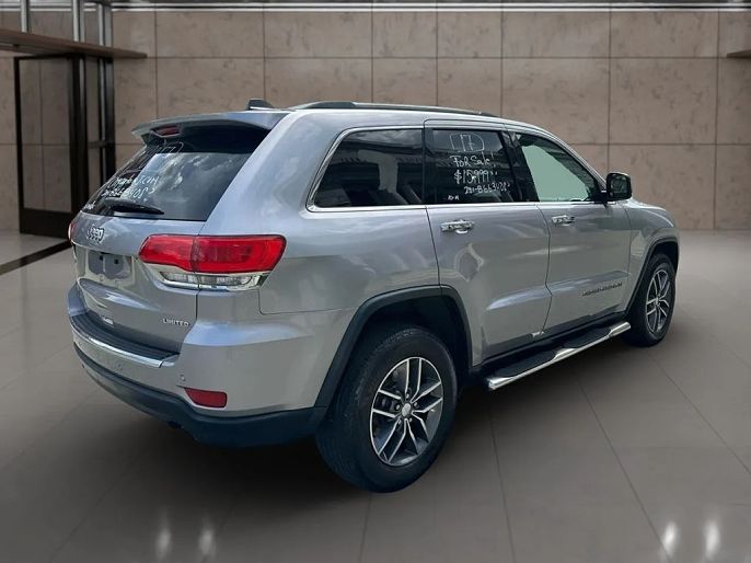 Vehicle view 34