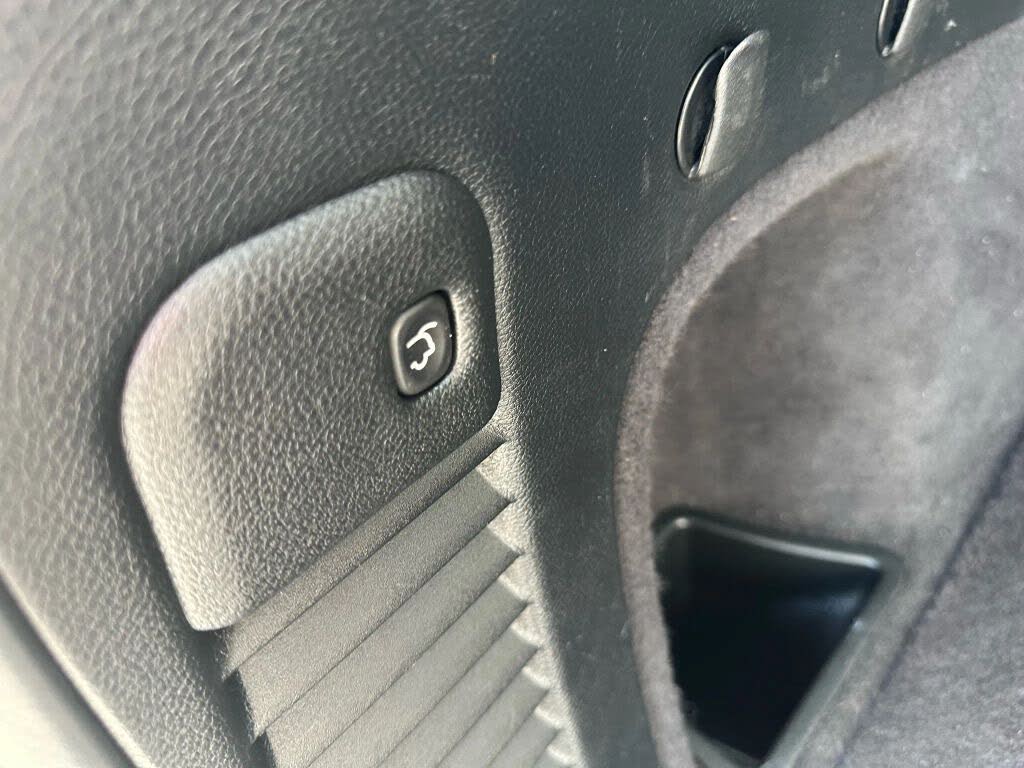 Vehicle view 6