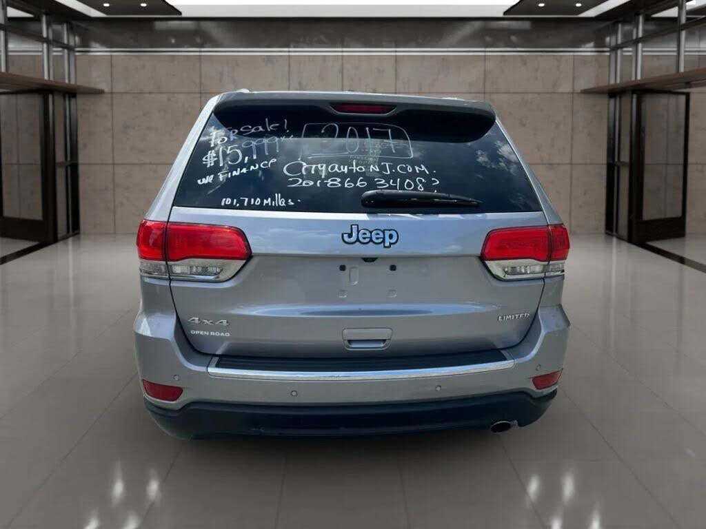 Vehicle view 8