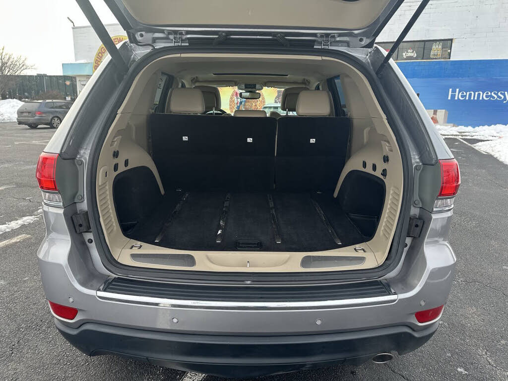 Vehicle view 16