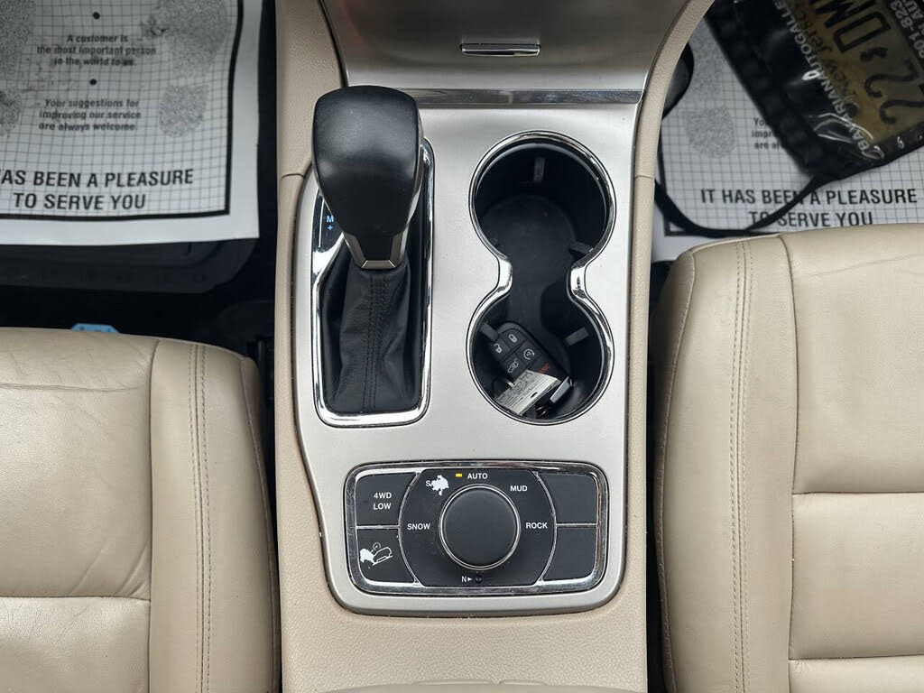 Vehicle view 25
