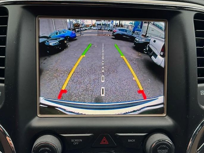 Vehicle view 8