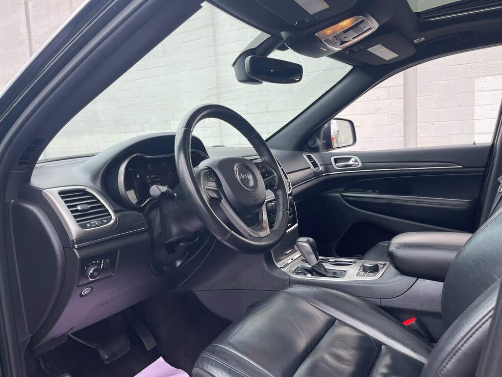 Vehicle view 17