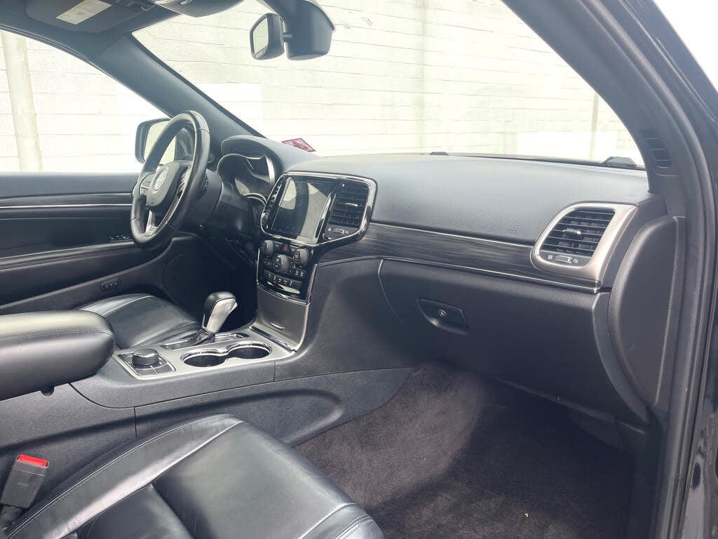 Vehicle view 23