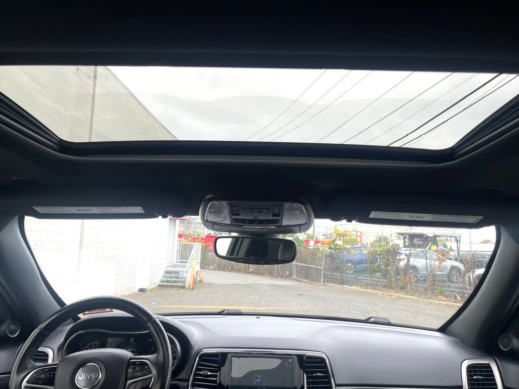 Vehicle view 32