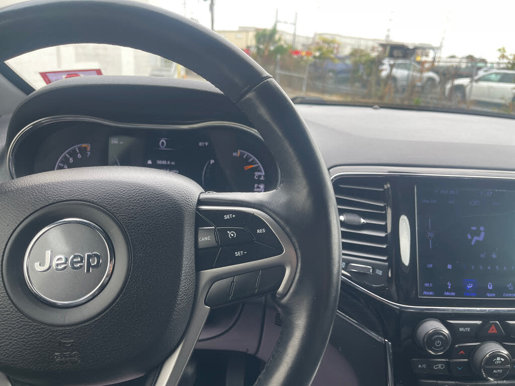 Vehicle view 35