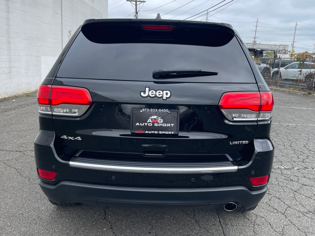Vehicle view 8