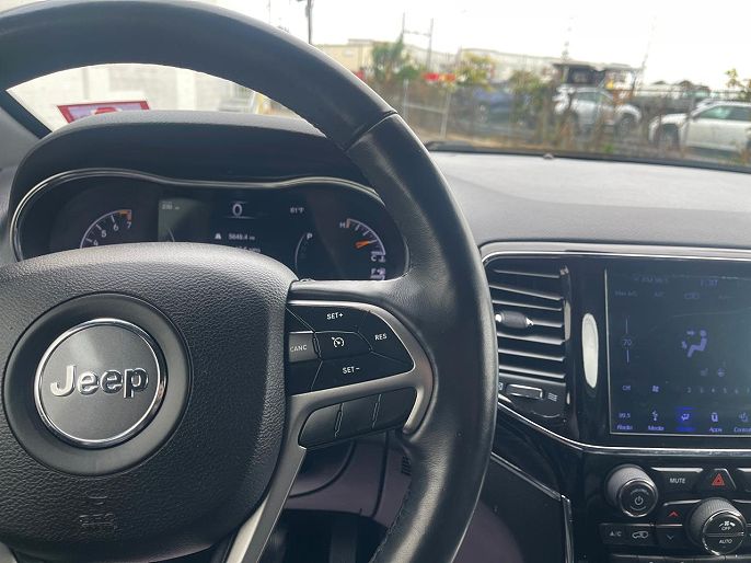 Vehicle view 85