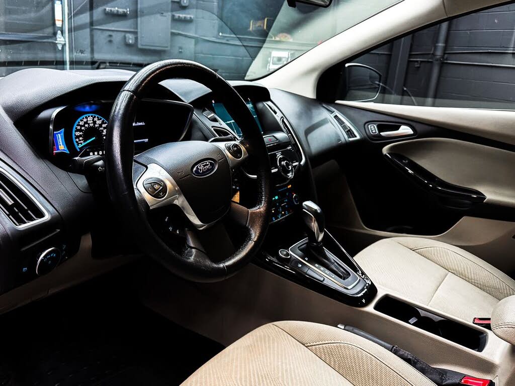 Vehicle view 17
