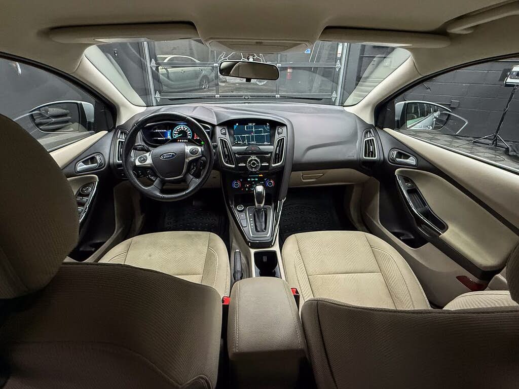 Vehicle view 21
