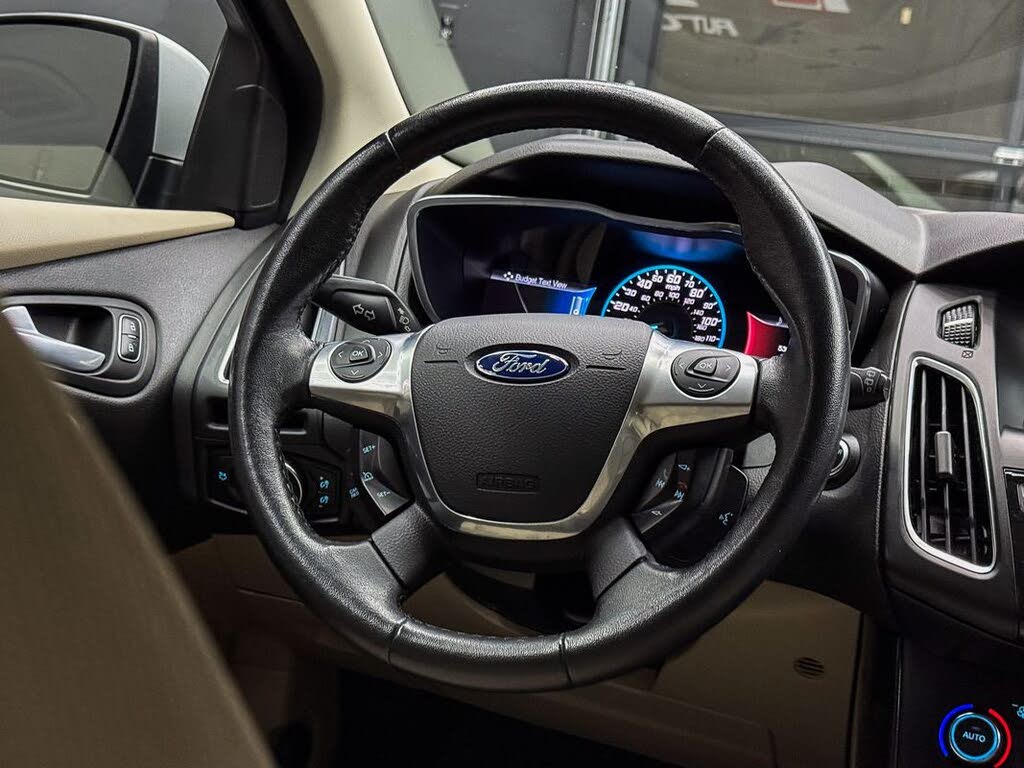 Vehicle view 23