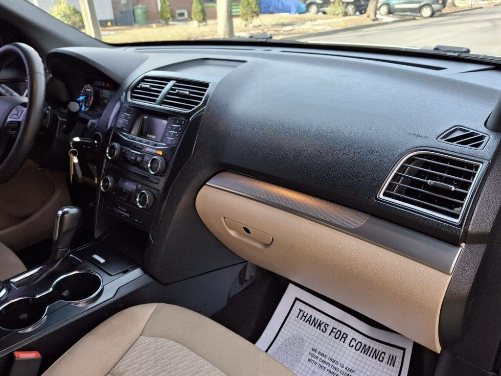Vehicle view 33