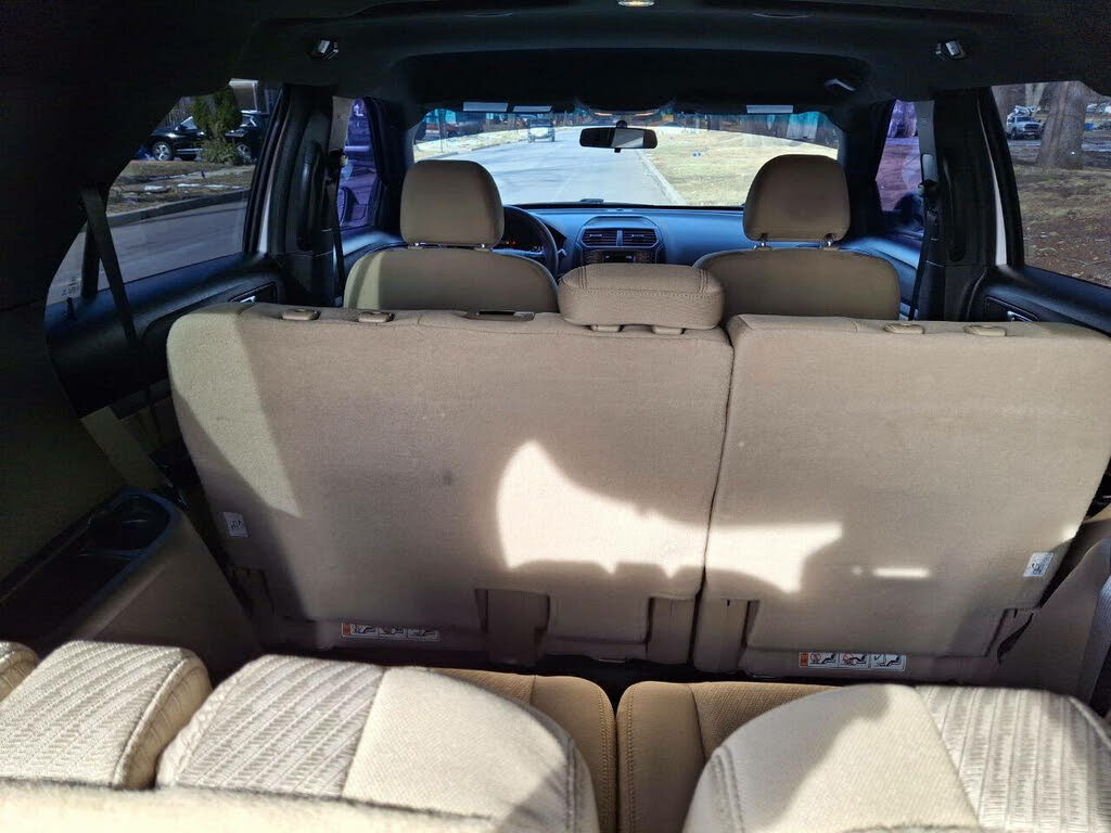 Vehicle view 37