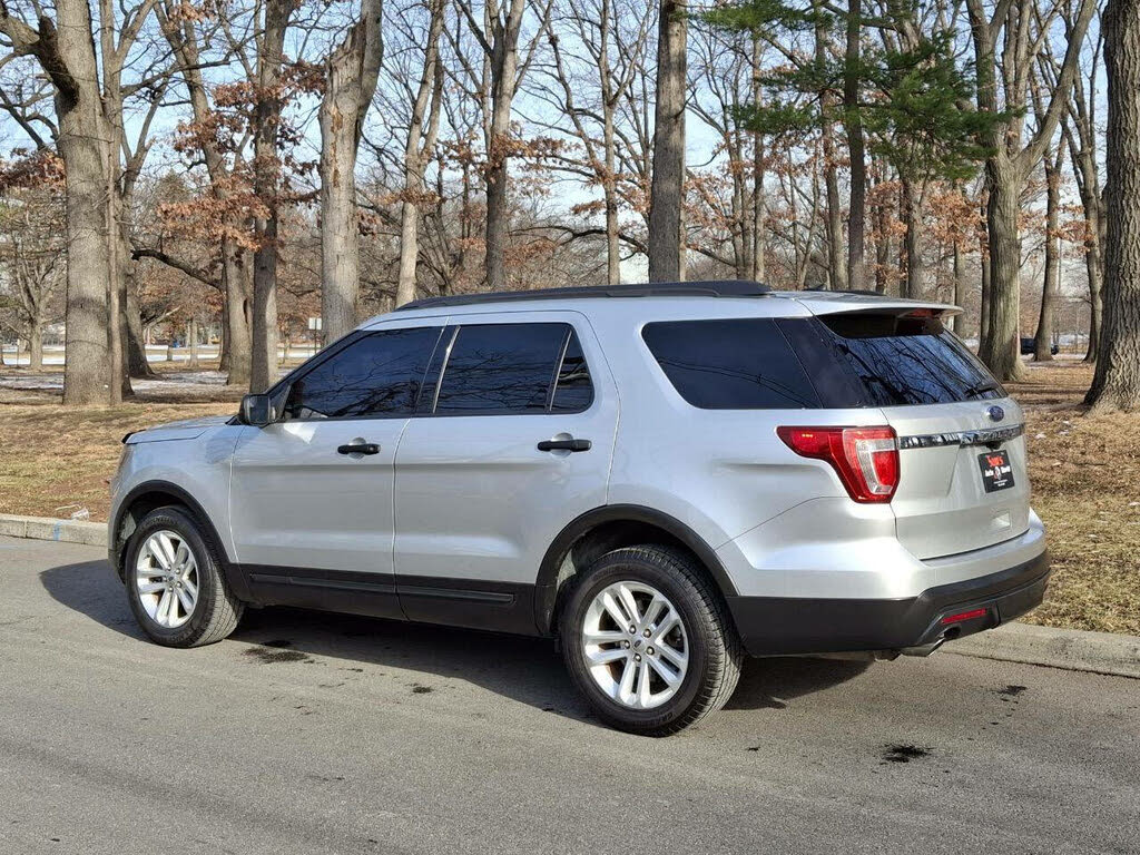 Vehicle view 6