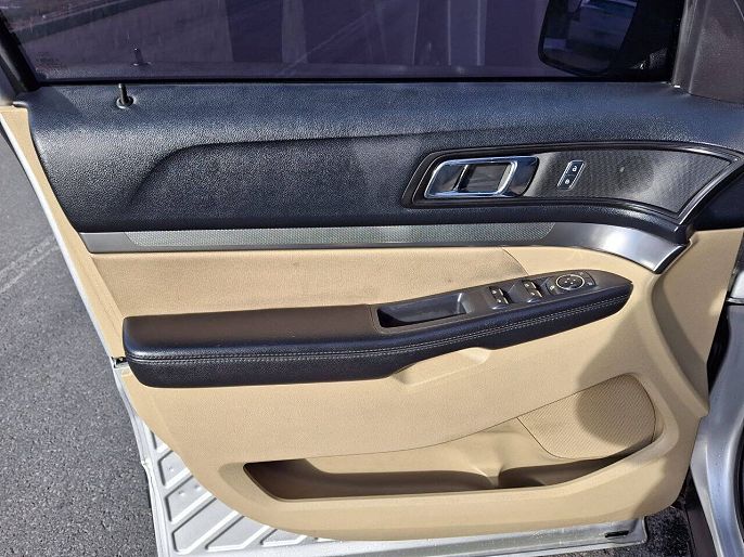 Vehicle view 76