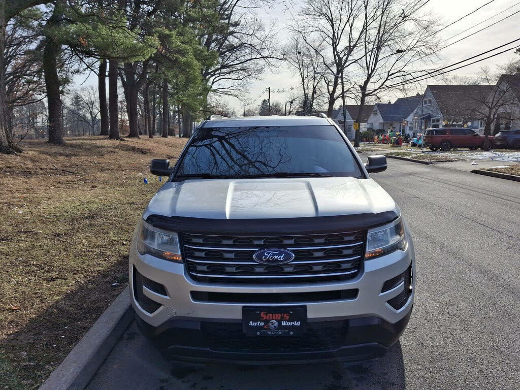 Vehicle view 8
