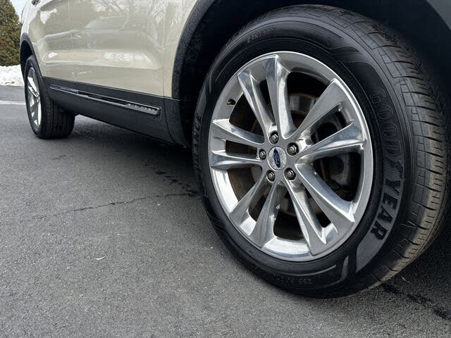 Vehicle view 11