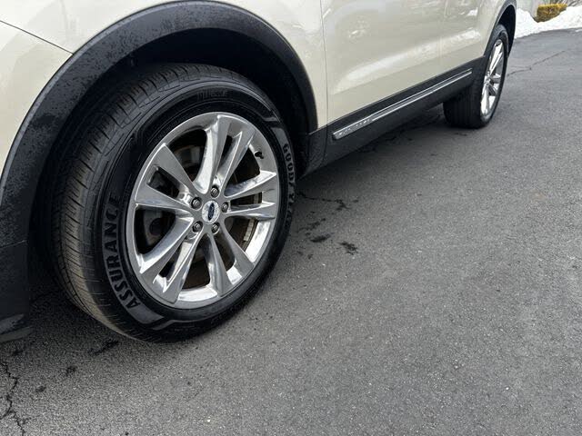 Vehicle view 12