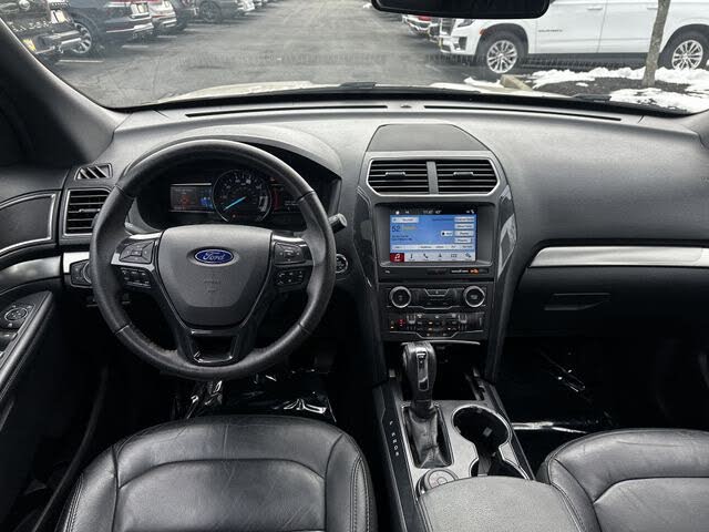 Vehicle view 13