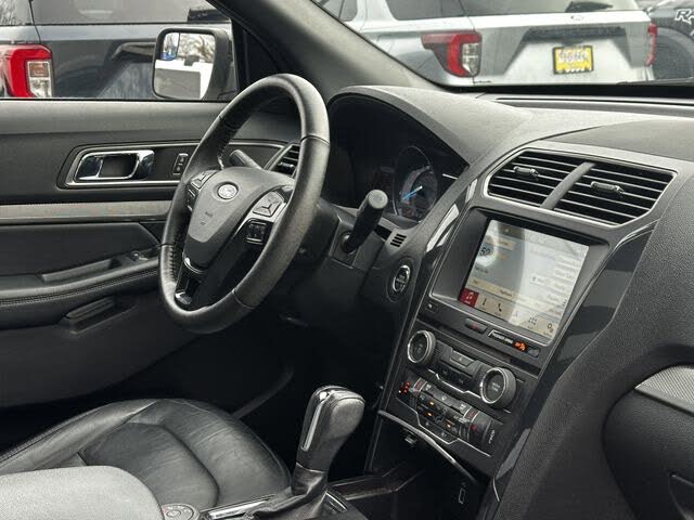 Vehicle view 33