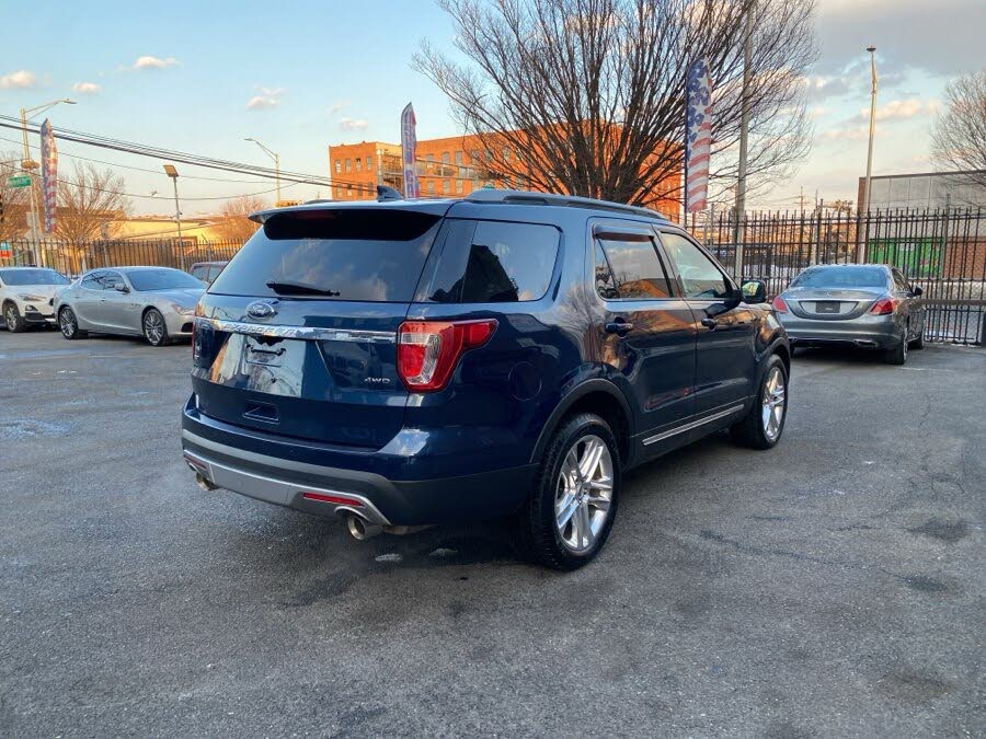 Vehicle view 11