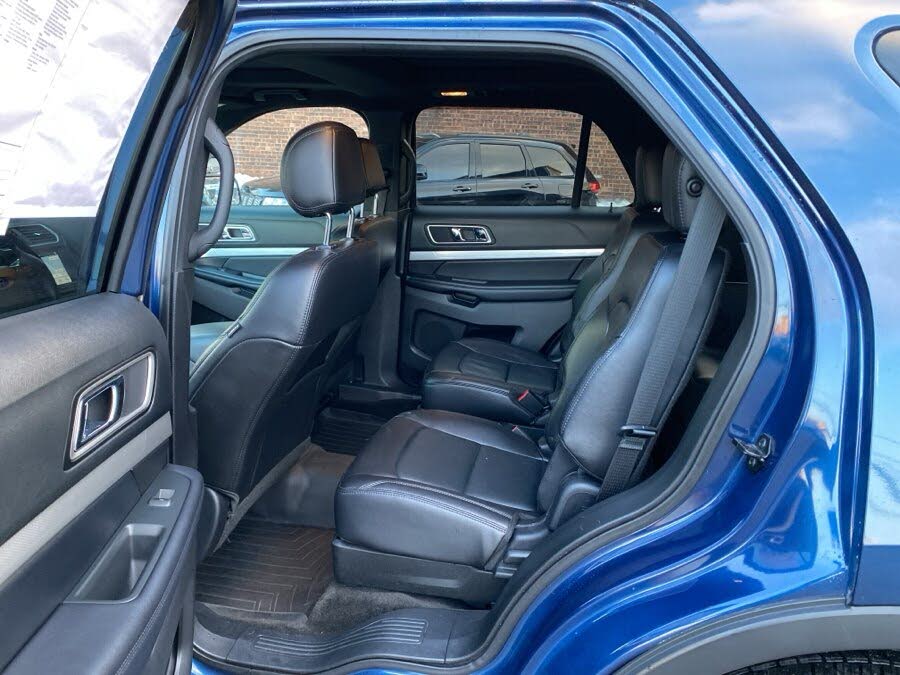 Vehicle view 25