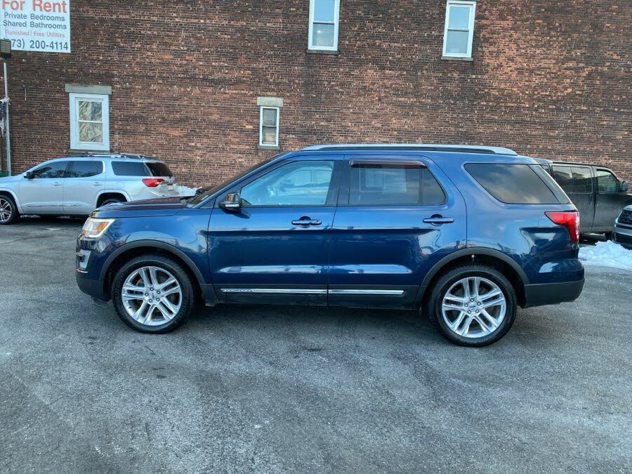 Vehicle view 7