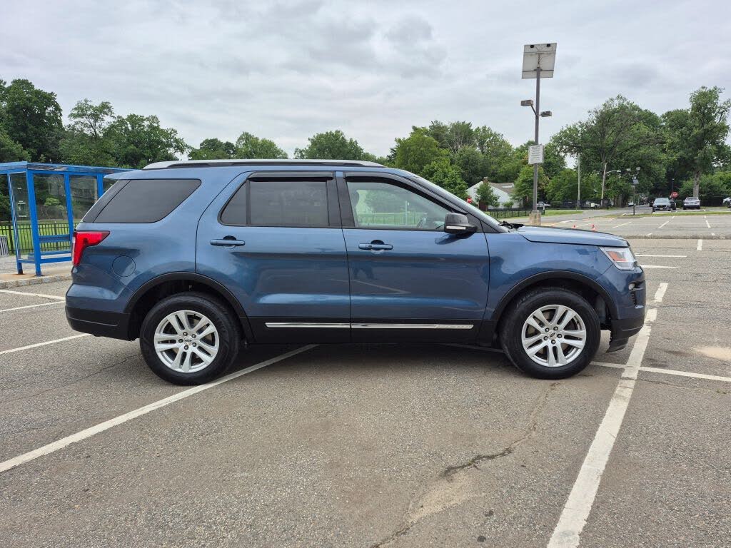Vehicle view 13