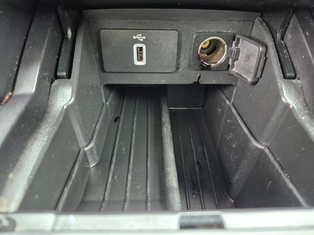 Vehicle view 25