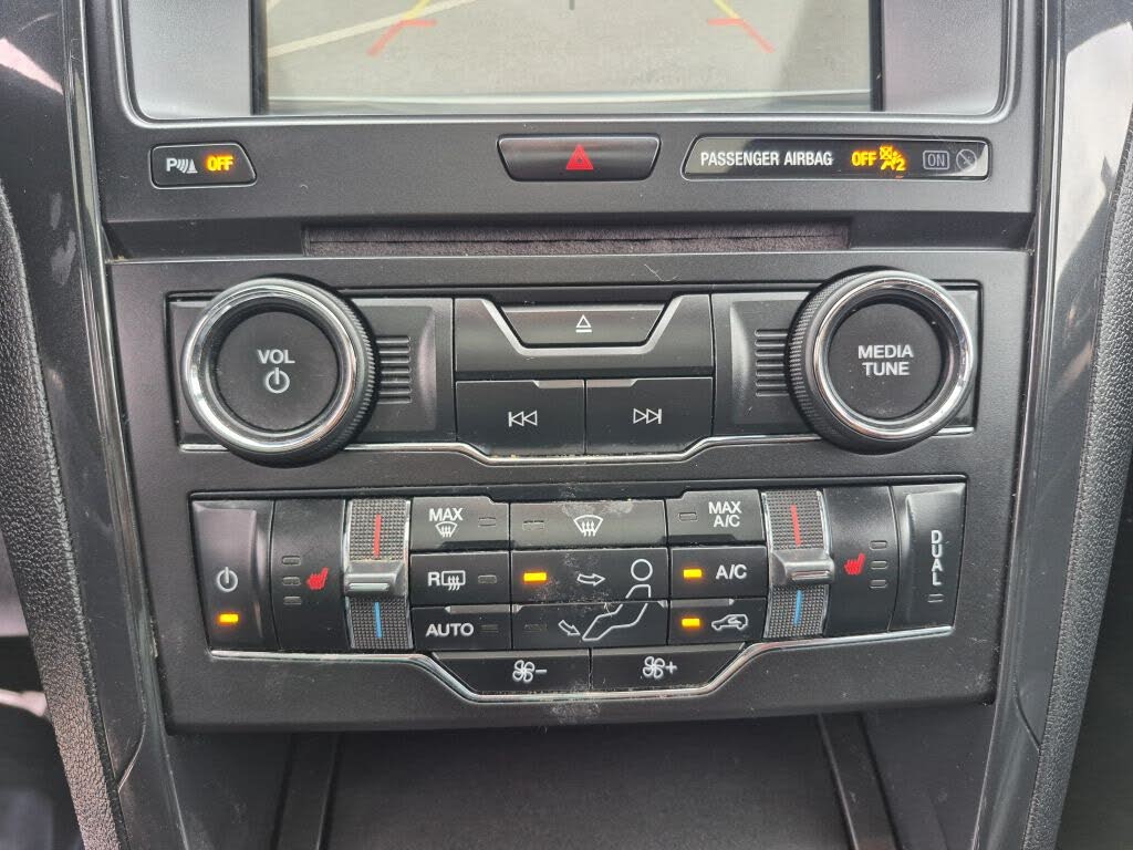 Vehicle view 28