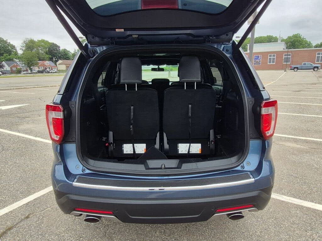 Vehicle view 37