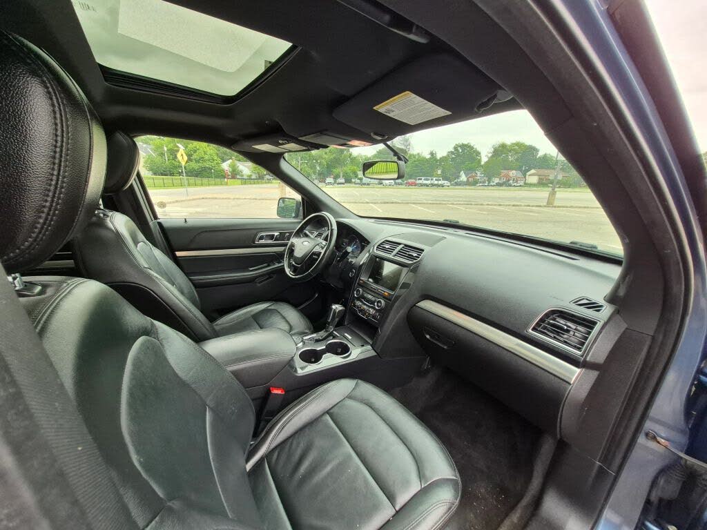 Vehicle view 43