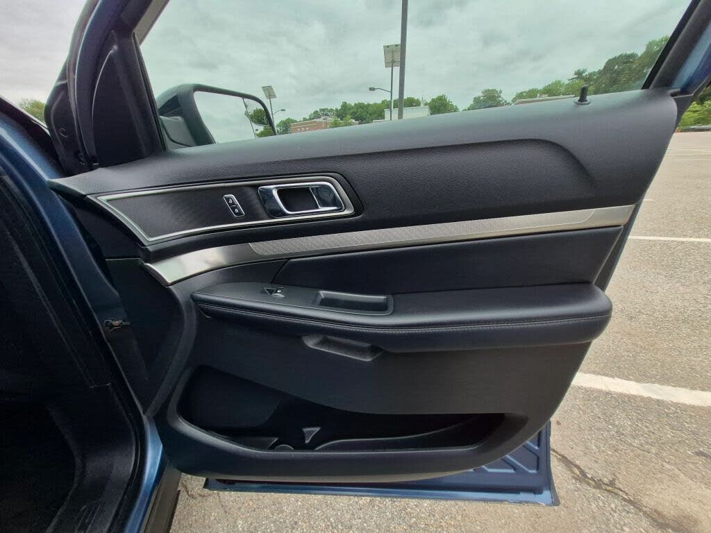 Vehicle view 45
