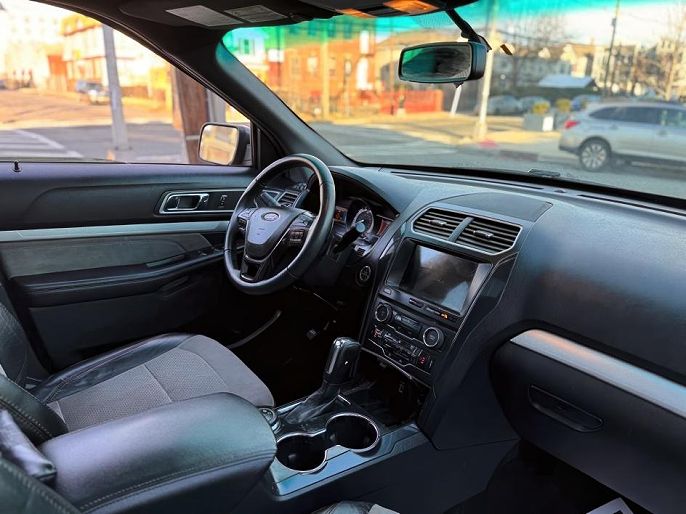 Vehicle view 5