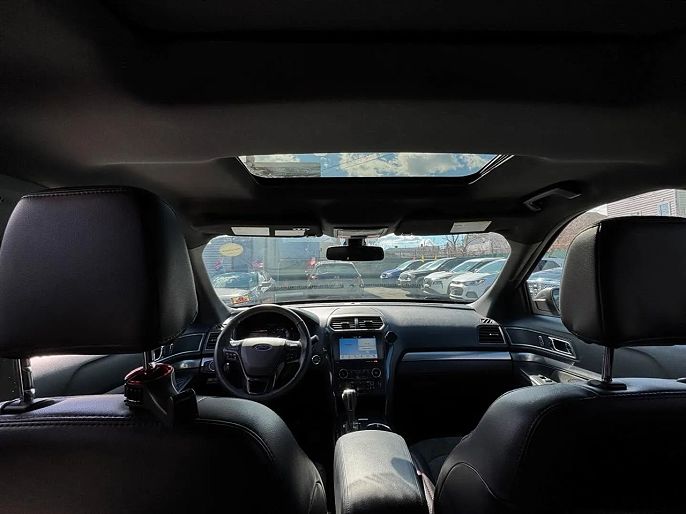 Vehicle view 6