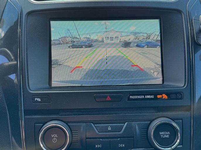 Vehicle view 7