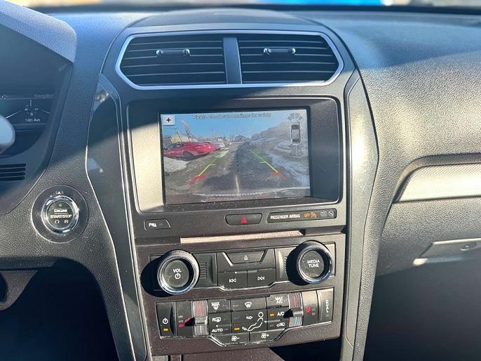 Vehicle view 11