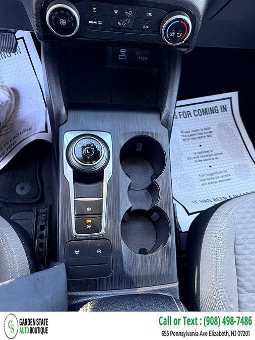 Vehicle view 17