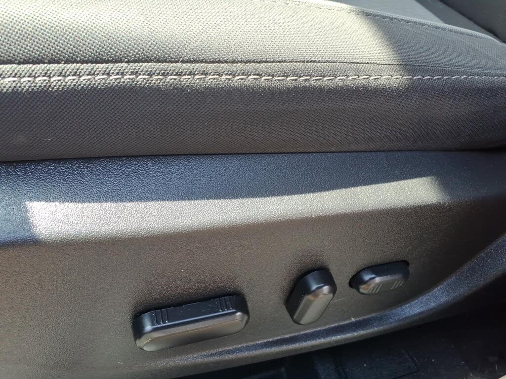 Vehicle view 16