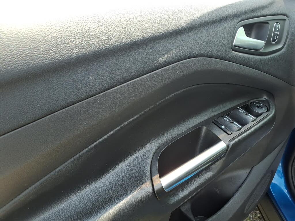 Vehicle view 8