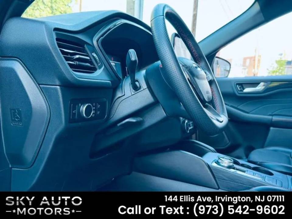 Vehicle view 19