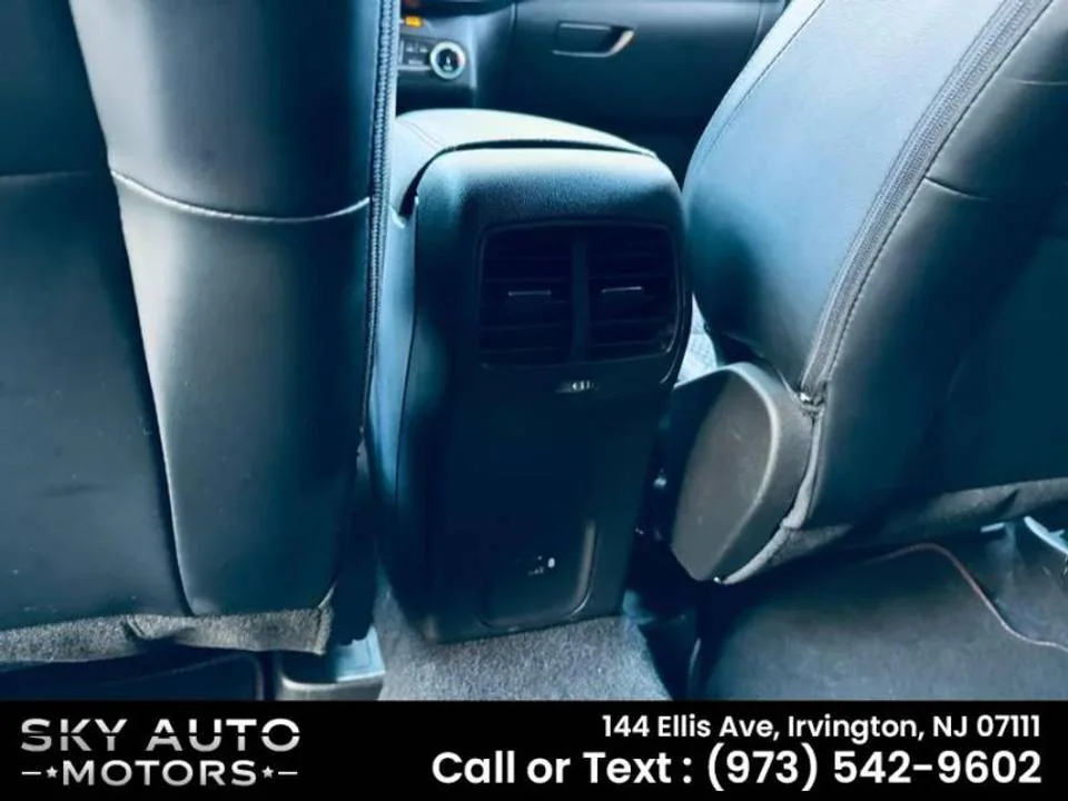 Vehicle view 9