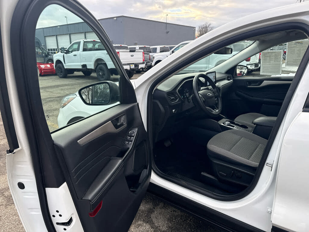 Vehicle view 6