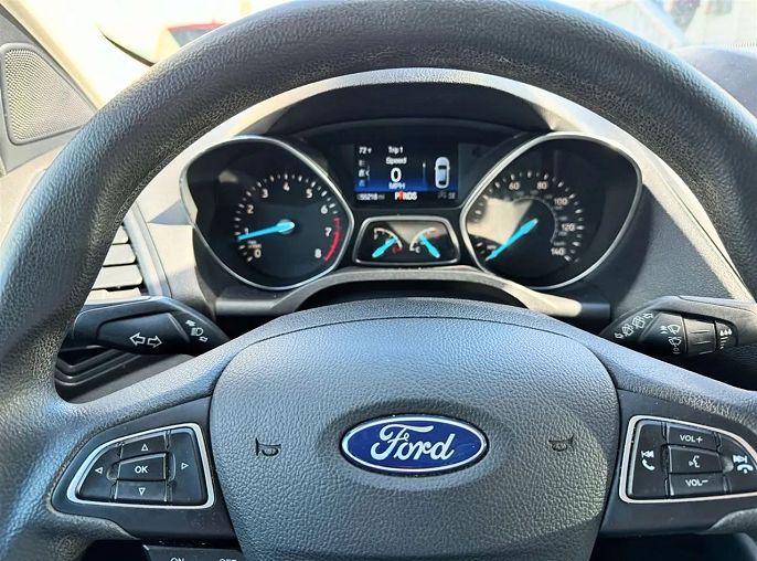 Vehicle view 7