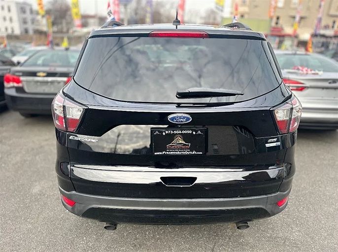 Vehicle view 8