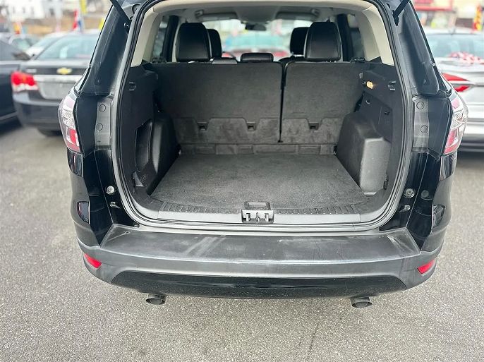 Vehicle view 9