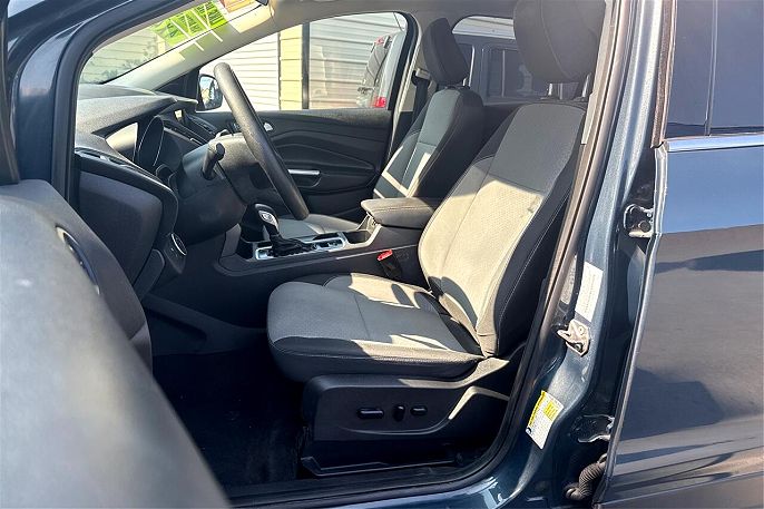 Vehicle view 9