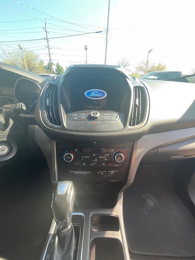 Vehicle view 13